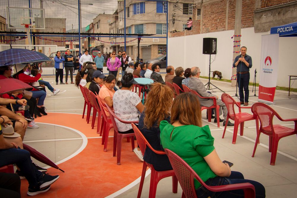 Municipio de Riobamba entrega el área recreativa del barrio San Rafael III